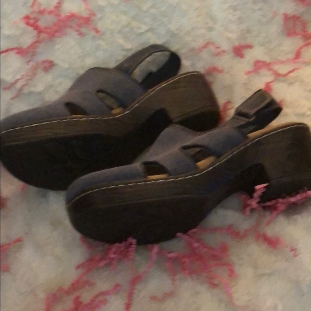BOC clogs